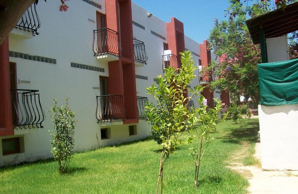Kriss Otel Ortakent Exterior photo